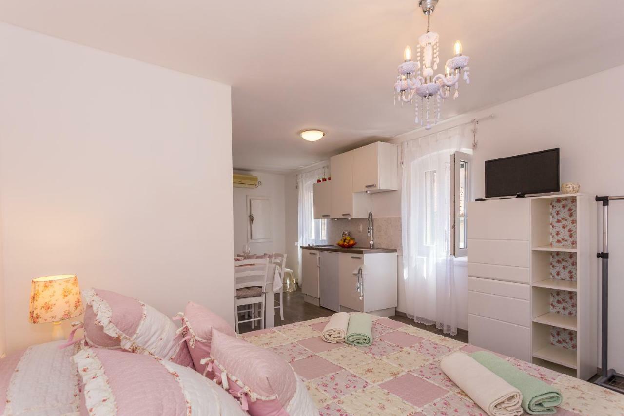 Slavka Hotel Split Kültér fotó